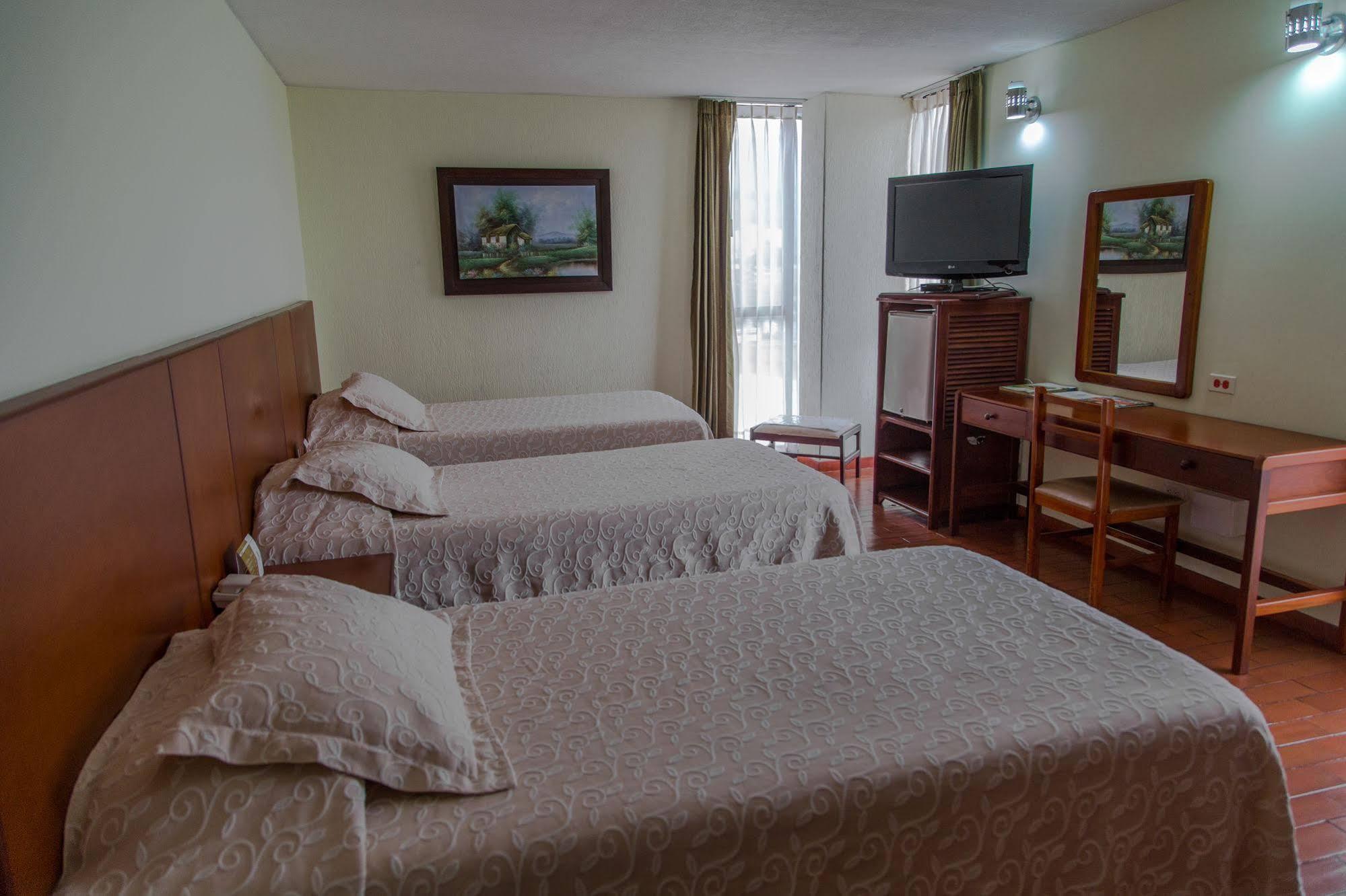 Hotel Don Lolo Βιλιαβισένσιο Εξωτερικό φωτογραφία